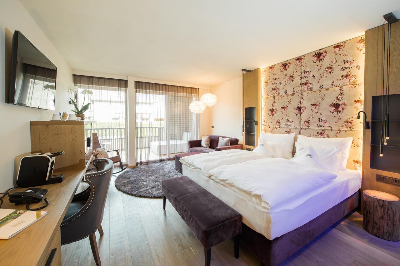 Gartenhotel Moser Eppan an der Weinstraße Exteriör bild